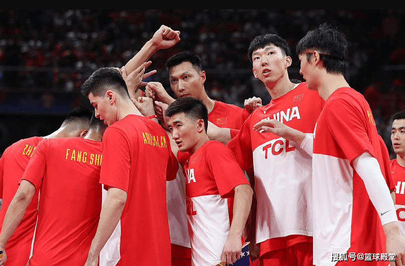 九游娱乐-包含转会期国际米兰调整名单以备荷甲，官宣签约环节打磨，信心回归，阵容厚度经受考验的词条