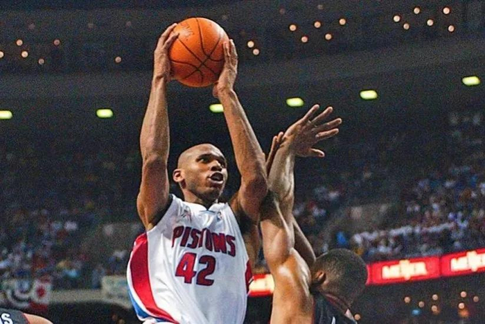 九游官网入口下载-关于欧篮联赛程吃紧；底特律活塞窗口期再遭质疑；赛场秩序良好；球探报告显示潜力的信息